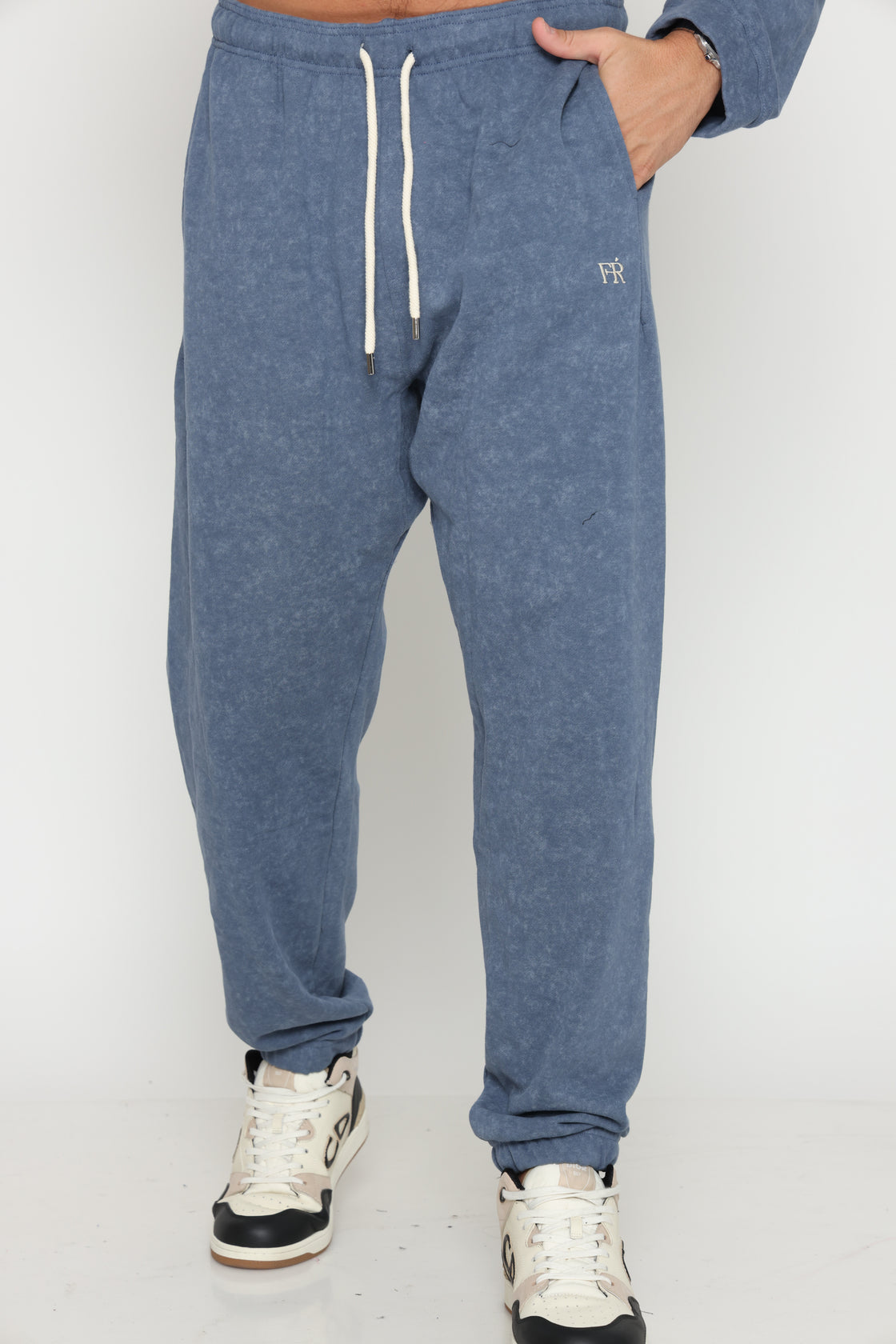 WASHED SWEATPANTS
