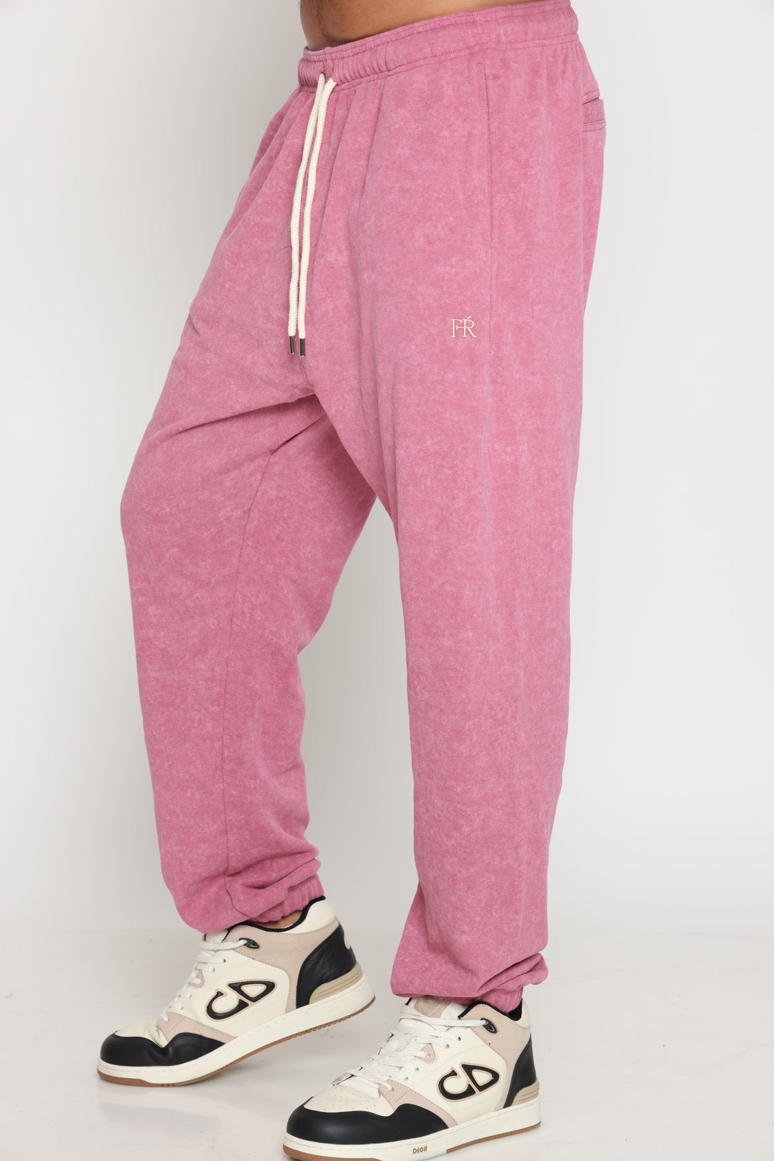WASHED SWEATPANTS
