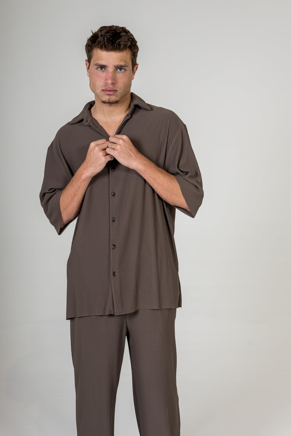 Plisse buttoned shirt